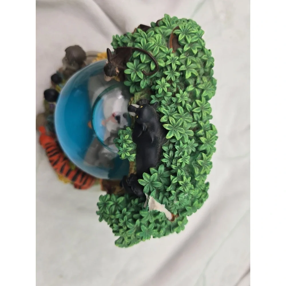 Disney-‎ Jungle Book Musical Snow Globe Bear Necessities Mogli Balloo